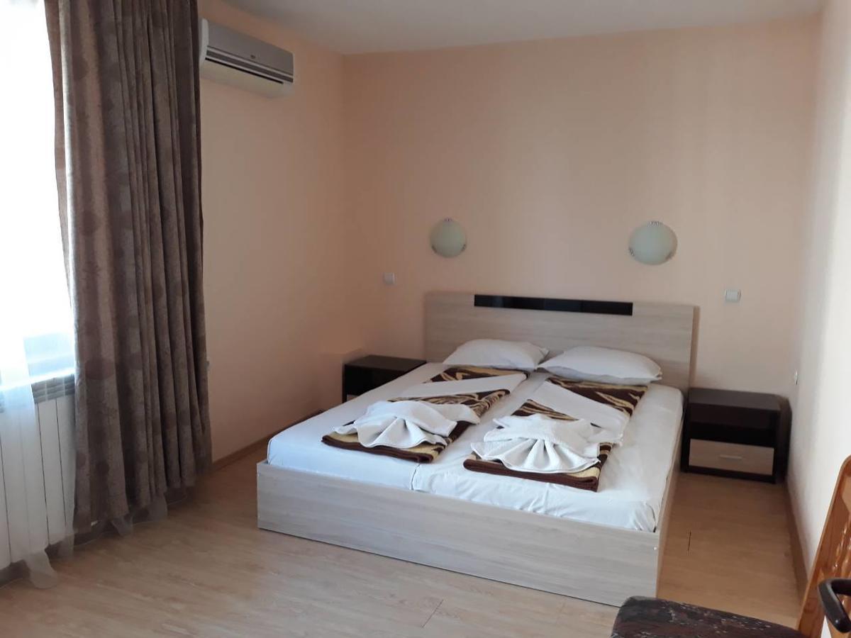Guest House Lazur Obsor Exterior foto